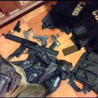 Comando con rifles de asalto anuncia cacería en Puebla (Video)