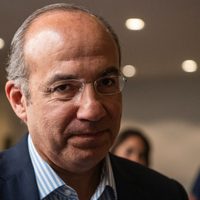 Calderón respalda a García Cabeza de Vaca: acusa una "burda persecución política"