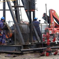 ¡Tragedia salarial! Petroleras imponen una reducción del 50% en los haberes de sus empleados