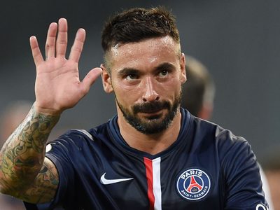 El Pocho Lavezzi en el ojo de la tormenta por un inesperado motivo