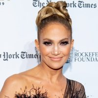 ¡Con lágrimas en los ojos! Jennifer López no puede contenerse al hablar sobre el show del Super Bowl