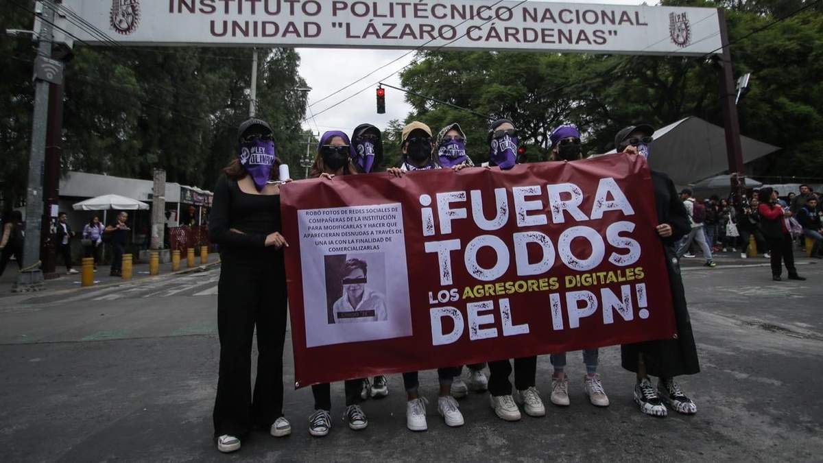 Manifestación contra la violencia digital en el IPN