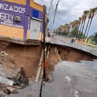 Ahora en Nuevo Laredo se abre socavón de 20 metros de diámetro