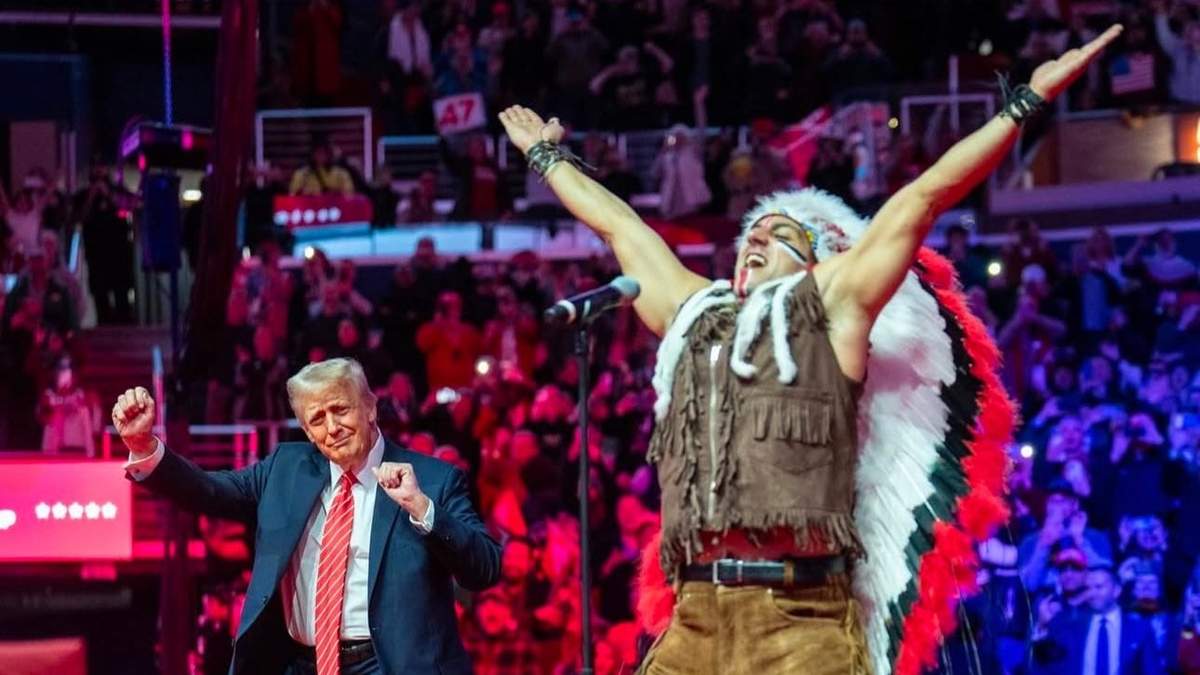 Village People y el futuro mandatario