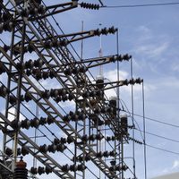CCE acusa a AMLO de usar "el nacionalismo como pretexto" para su reforma eléctrica