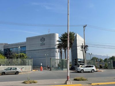 Facturas falsas, estantes vacíos: empresa fantasma causó desabasto en hospitales de Coahuila