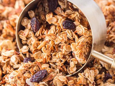 Con solo 4 ingredientes hacé esta granola libre de gluten, extra crocante y con alto nivel de proteínas