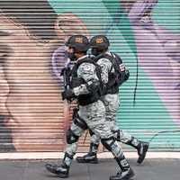 Atorada, la militarización de la Guardia Nacional
