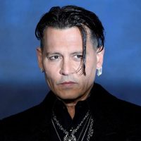 Encuentran inconsciente a Johnny Depp en su cuarto de hotel y cancelan el concierto