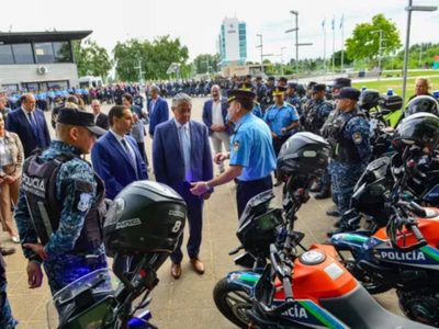 Figueroa fortalece la seguridad provincial con la entrega de 87 motos a la Policía de Neuquén