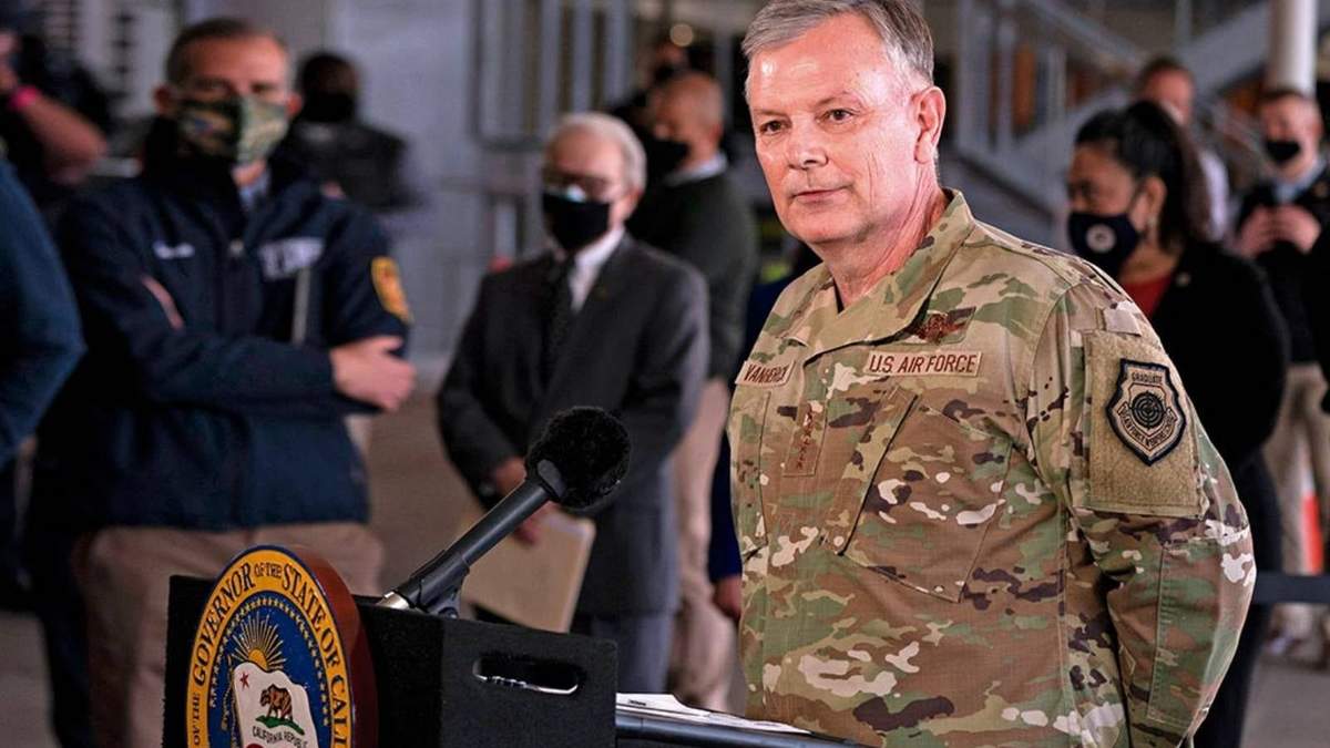 El general Glen VanHerck, jefe del Comando Norte