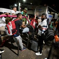 Pedían entre 200 y 600 pesos diarios a migrantes para estar en campamento de la plaza Giordano Bruno