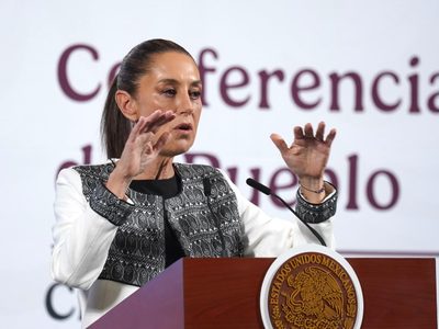 Automotrices extranjeras evitarían aranceles de EU si produjeran en México: Sheinbaum