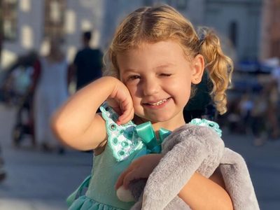 Abrojito francés: Emma, la hija menor de Evangelina Anderson, nos enamoró con esta nueva habilidad