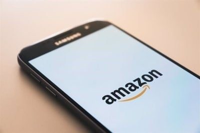 Secuestro de reseñas, método con el que se venden productos falsos a precios competitivos en Amazon
