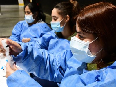 Ascienden los casos de coronavirus en Río Negro y Neuquén con relación al miércoles