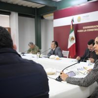 Hallan restos humanos en dos vehículos abandonados en Tuxpan, Veracruz