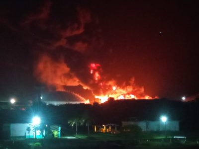 Medio centenar de heridos por un incendio en un puerto petrolero de Cuba