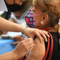 Coronavirus: 27 muertos y mil 77 nuevos contagios registrados este viernes