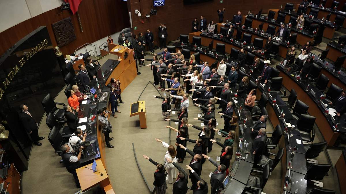 Sesión en el Senado