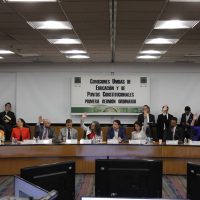 Comisiones discuten dictamen de la Reforma Educativa
