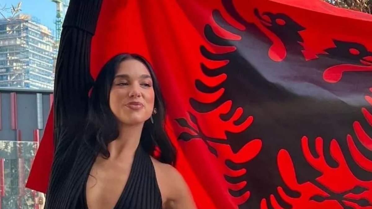 Dua Lipa. Fuente: (Twitter)