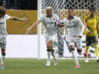 Dortmund se cita con Real Madrid en cuartos del Mundial al vencer 2-1 a un combativo Monterrey