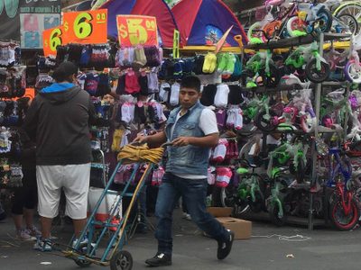 La recuperación económica en México tardará seis años, advierte Banxico