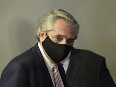 Alberto Fernández acusó a un grupo de exmilitares de "conspiración"