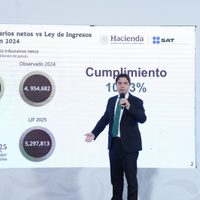 Jefe del SAT presume que gobierno superó meta de ingresos tributarios en 2024