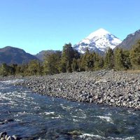 Volcán Lanín: Corazini calificó de arrogante la medida de Parques Nacionales