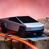 Se agota el Cybertruck de Elon Musk... en tamaño miniatura (Video)
