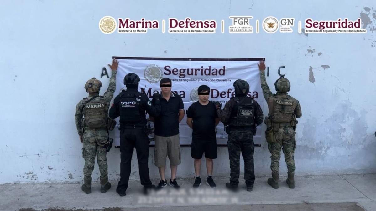Autoridades federales detuvieron a Efraín “N” y a Jesús “N”, identificados como presuntos?operadores de Los Chapitos, durante operativos realizados en Mazatlán