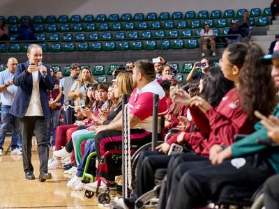Alfonso Durazo reconoce y fortalece a atletas sonorenses con 540 becas