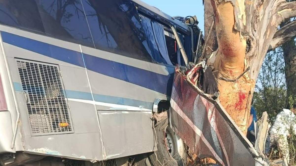 Choque de autobús de pasajeros