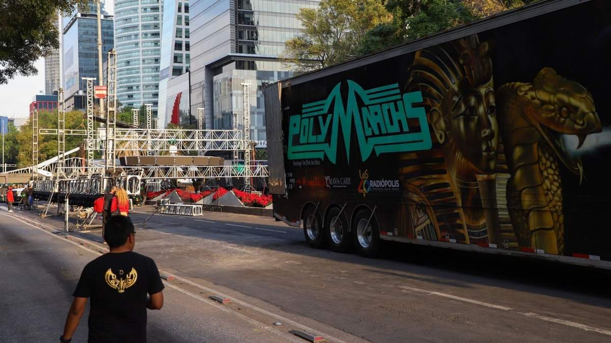 Instalación de Polymarchs en Paseo de la Reforma
