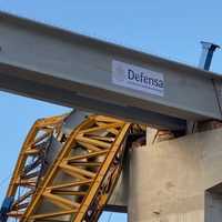 Colapsa grúa en la construcción del viaducto elevado en Tijuana (Video)
