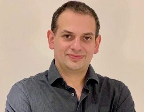 Dr. Marcelo Navarrete.