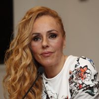 Rocío Carrasco lució un impresionante tatuaje mientras vestía una prenda de Rocío Jurado