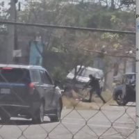 Irrumpe grupo armado en unidad Fovissste de Arriaga, Chiapas; un muerto (Video)