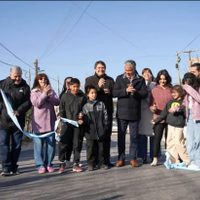 Villa Ceferino estrenó sus 70 nuevas cuadras cubiertas por asfalto