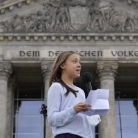 Greta Thunberg lideró las protestas climáticas frente al Parlamento de Alemania