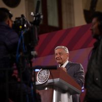 Madrazo, Fox, Marko Cortés, Chumel y otros opositores pronostican "acarreados" en marcha de AMLO