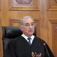 Ministro Alberto Pérez Dayán definirá si suspende la reforma judicial