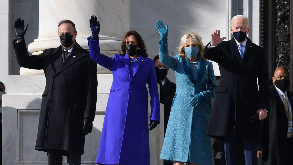 Las dos familias Harris y Biden juntas en la investidura del nuevo Gobierno de Estados Unidos. Fuente: (Twitter)