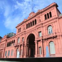 Alarma en la Casa Rosada: evacuaron oficinas de Santiago Caputo por un principio de incendio