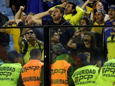 “No alcanza con nada”: las durísimas palabras de un ex Boca para con los hinchas