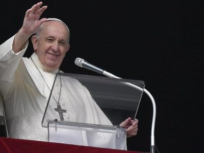 Tras operación, el Papa Francisco permanecerá hospitalizado siete días