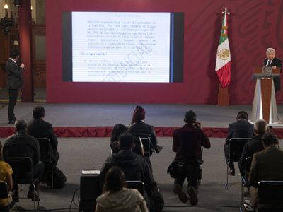 Con amparo, PAN busca acceso a conferencia de AMLO; juez les niega ingreso provisional