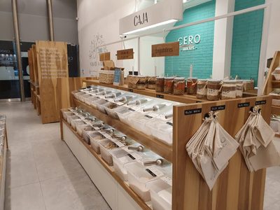 Inauguran el primer supermercado libre de envases en Buenos Aires